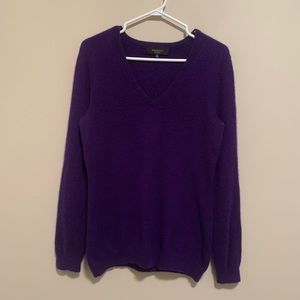 Women’s V-Neck Sweater in Deep Purple